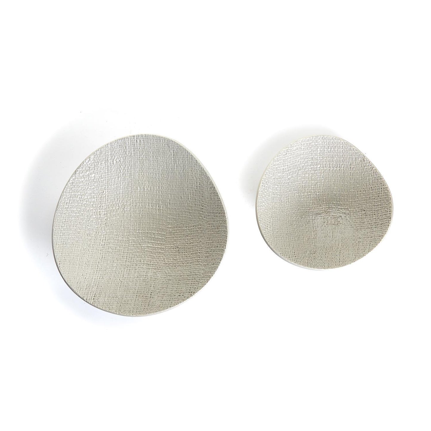 Two's Company S/2 Haiku Collection Wave Bowl In A Shitake Beige Color (Food Safe)
