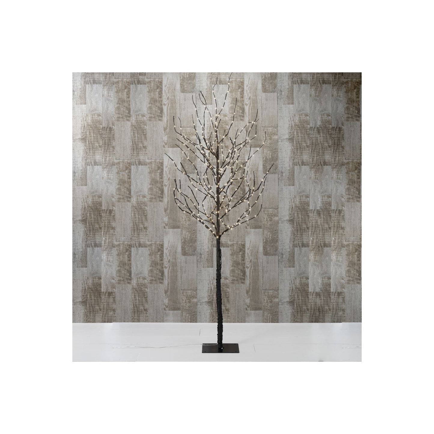 Gerson 6'H Electric Lighted Textured Tree W/ 450 Warm White Lights