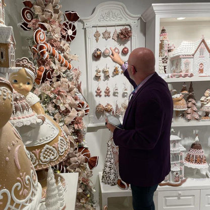 December Diamonds Gingerbread Village Santa With Dessert