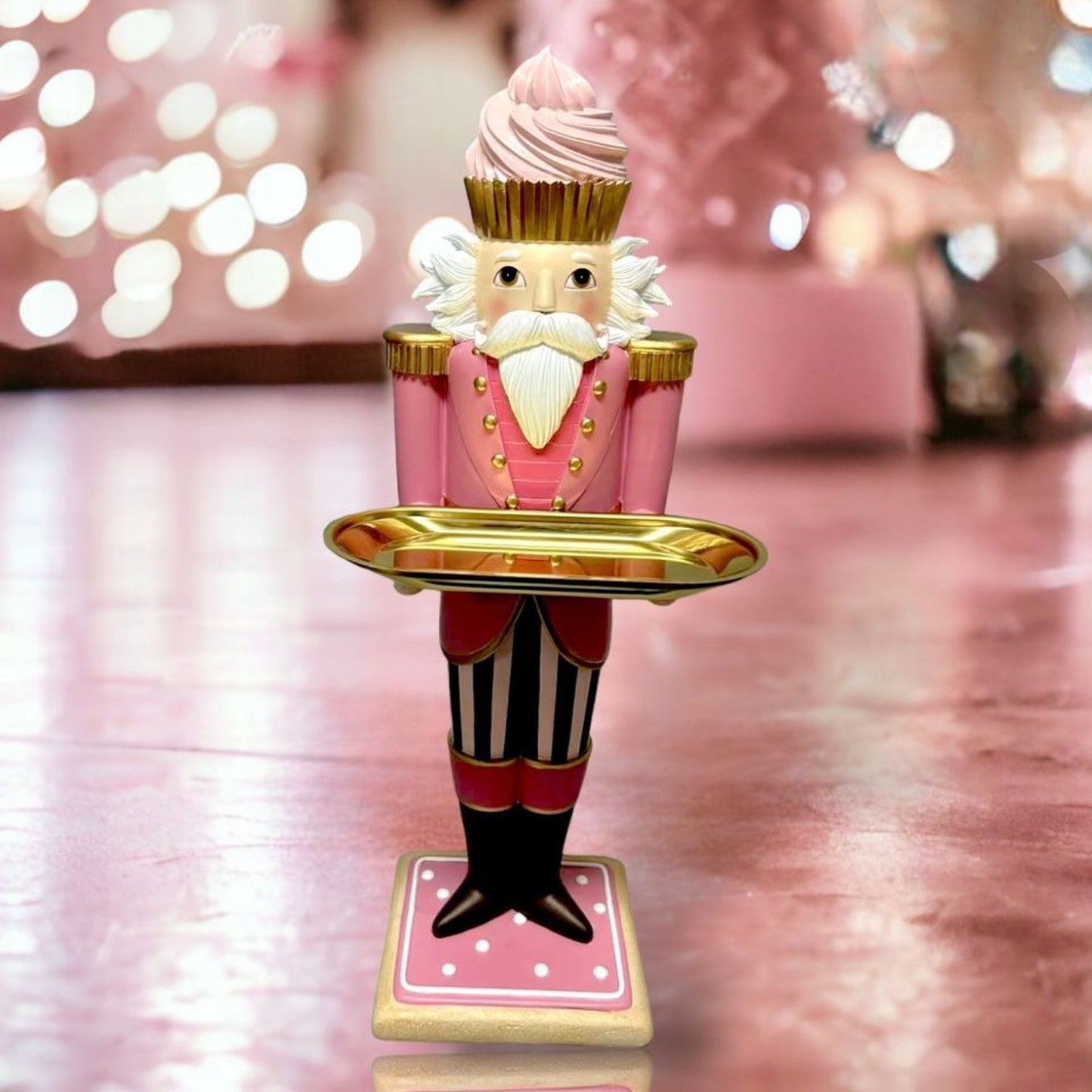 December Diamonds Candy Towne Candy Town Nutcracker With Tray