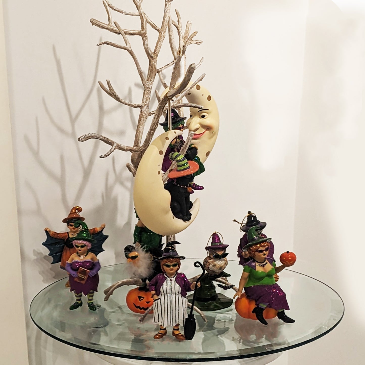 December Diamonds Which Witch - Edith The Vulture Figurine
