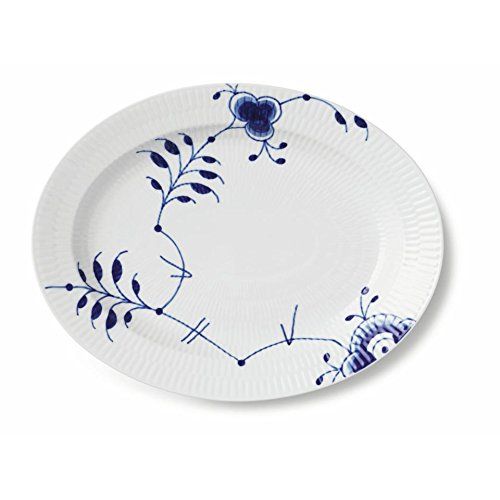 Royal Copenhagen Blue Fluted Mega Dish, 12.25 inches, Porcelain