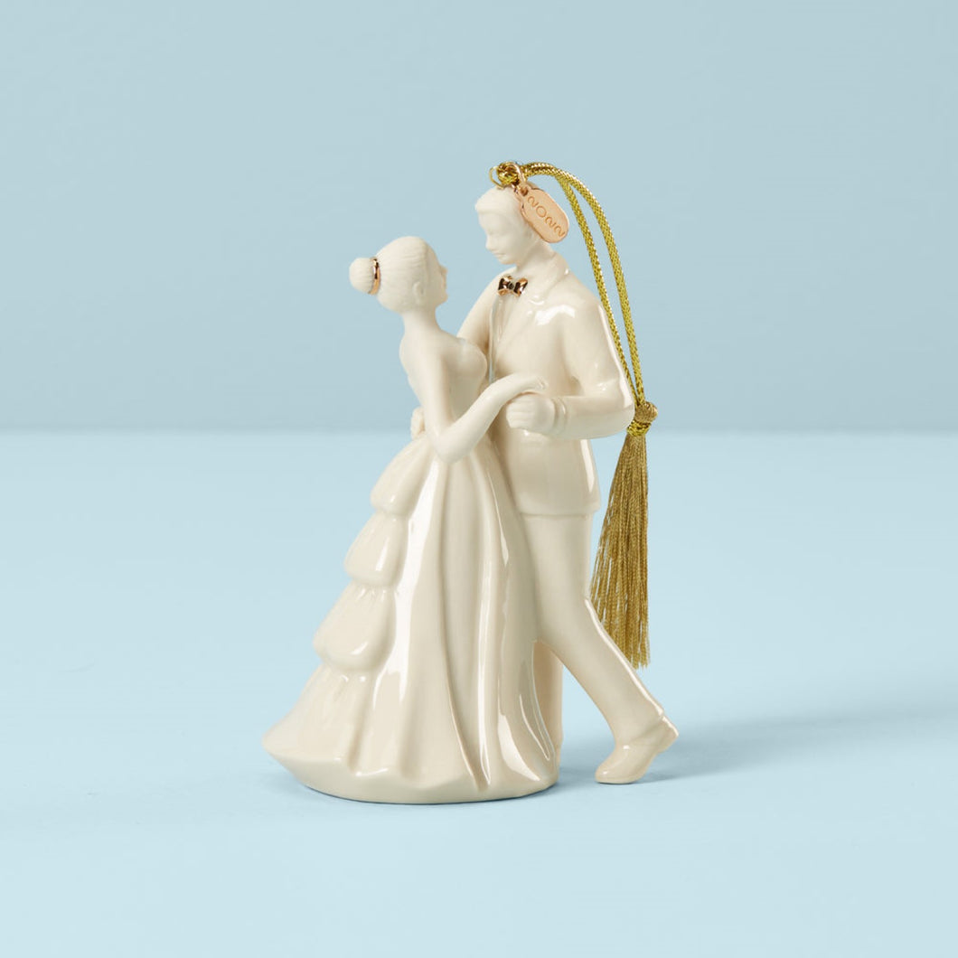 Lenox 2022 Bride and Groom Ornament