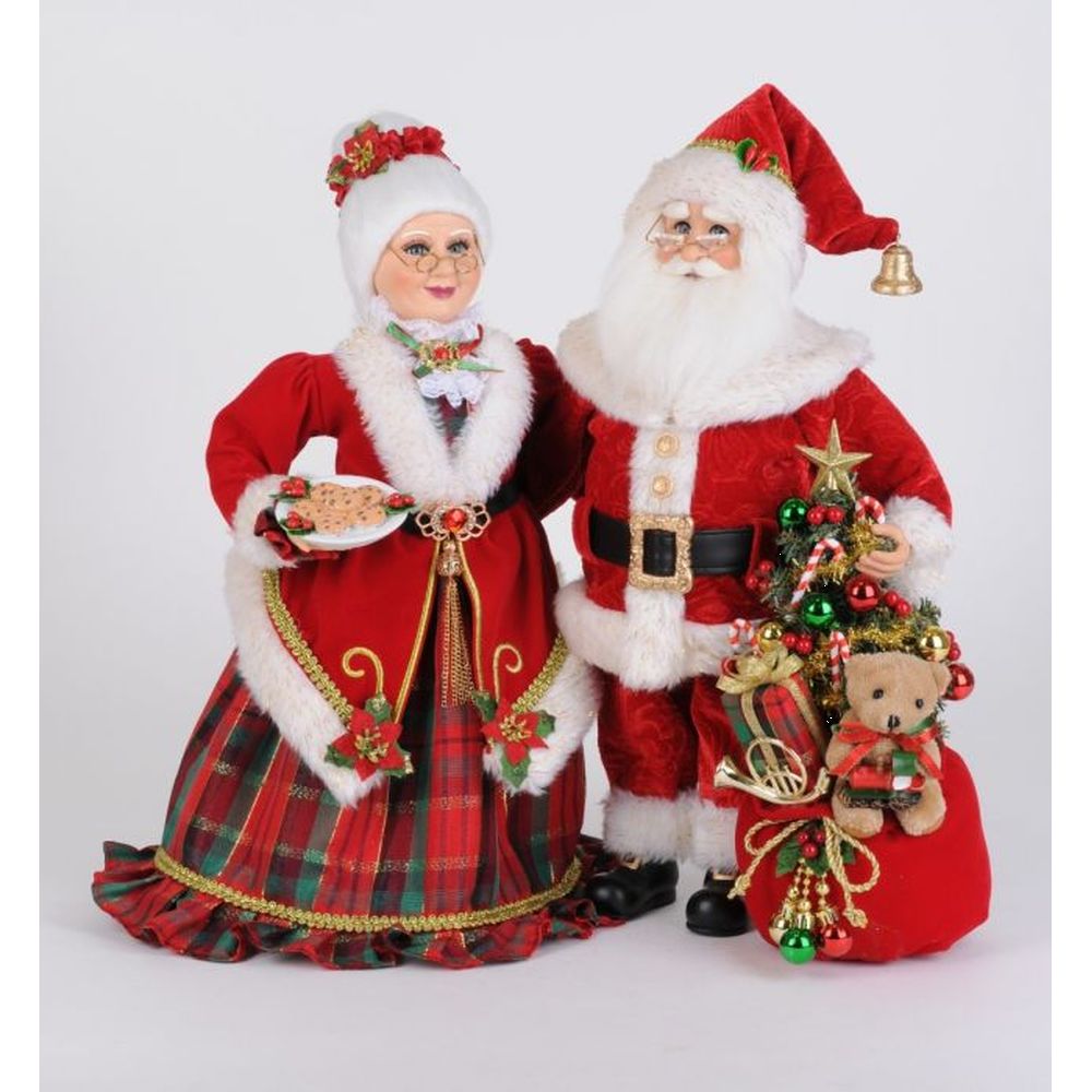 Karen Didion Lt. Santa & Mrs. Claus Bearing Gifts