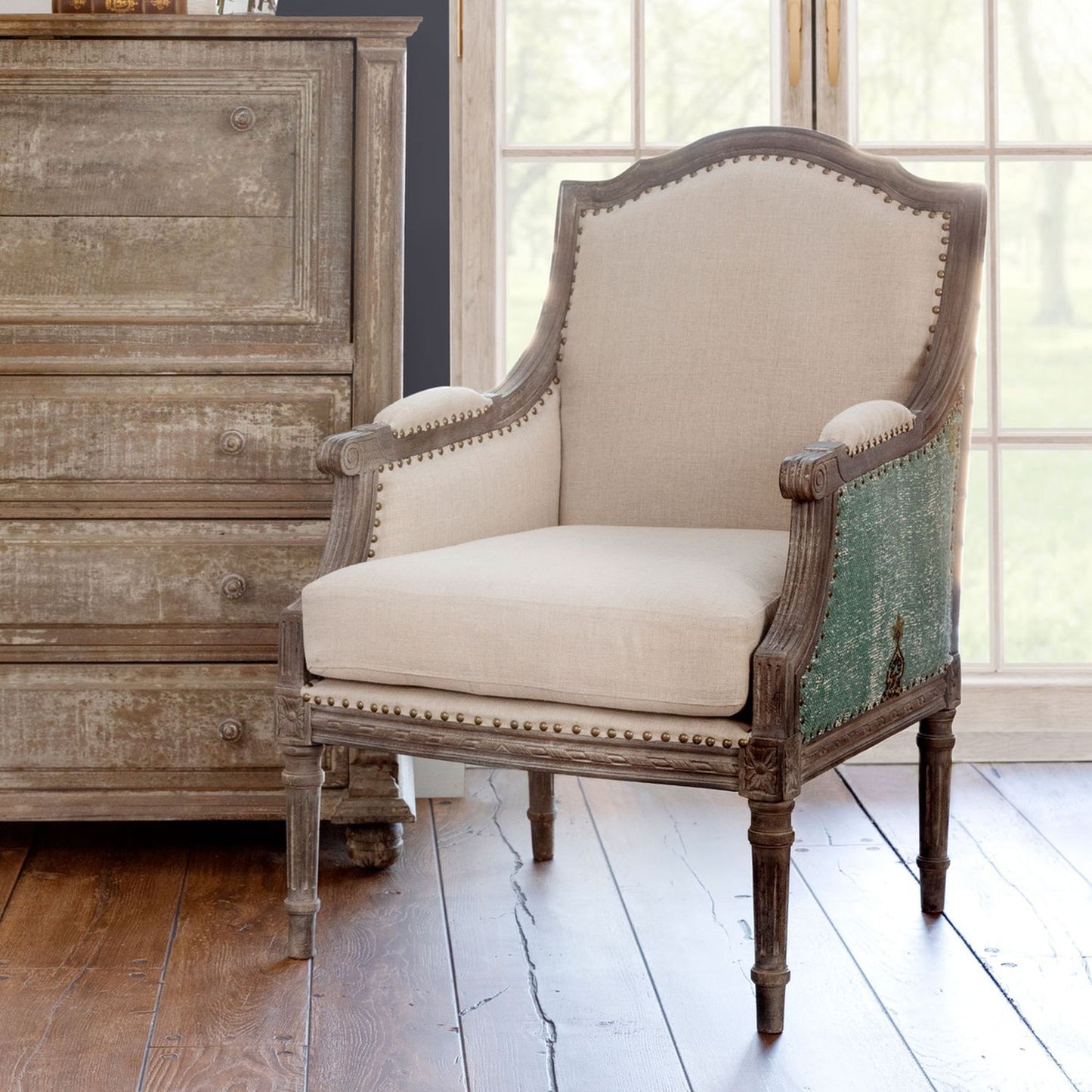 Park Hill Collection Southern Classic Simone Upholstered Arm Chair