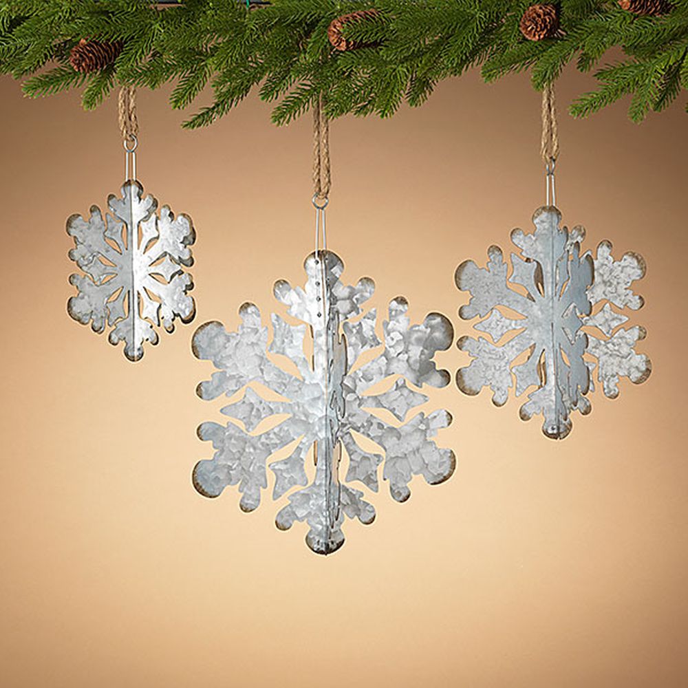 Gerson Company Set of 3 Galvanized Metal Collapsible Snowflakes
