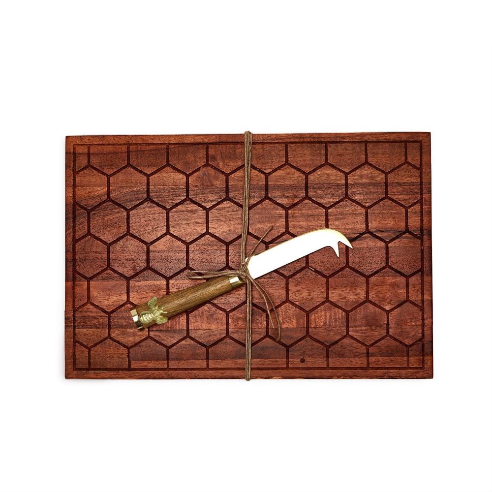 Two's Company  Bee 2-Piece Cheese / Charcuterie Serving Set.